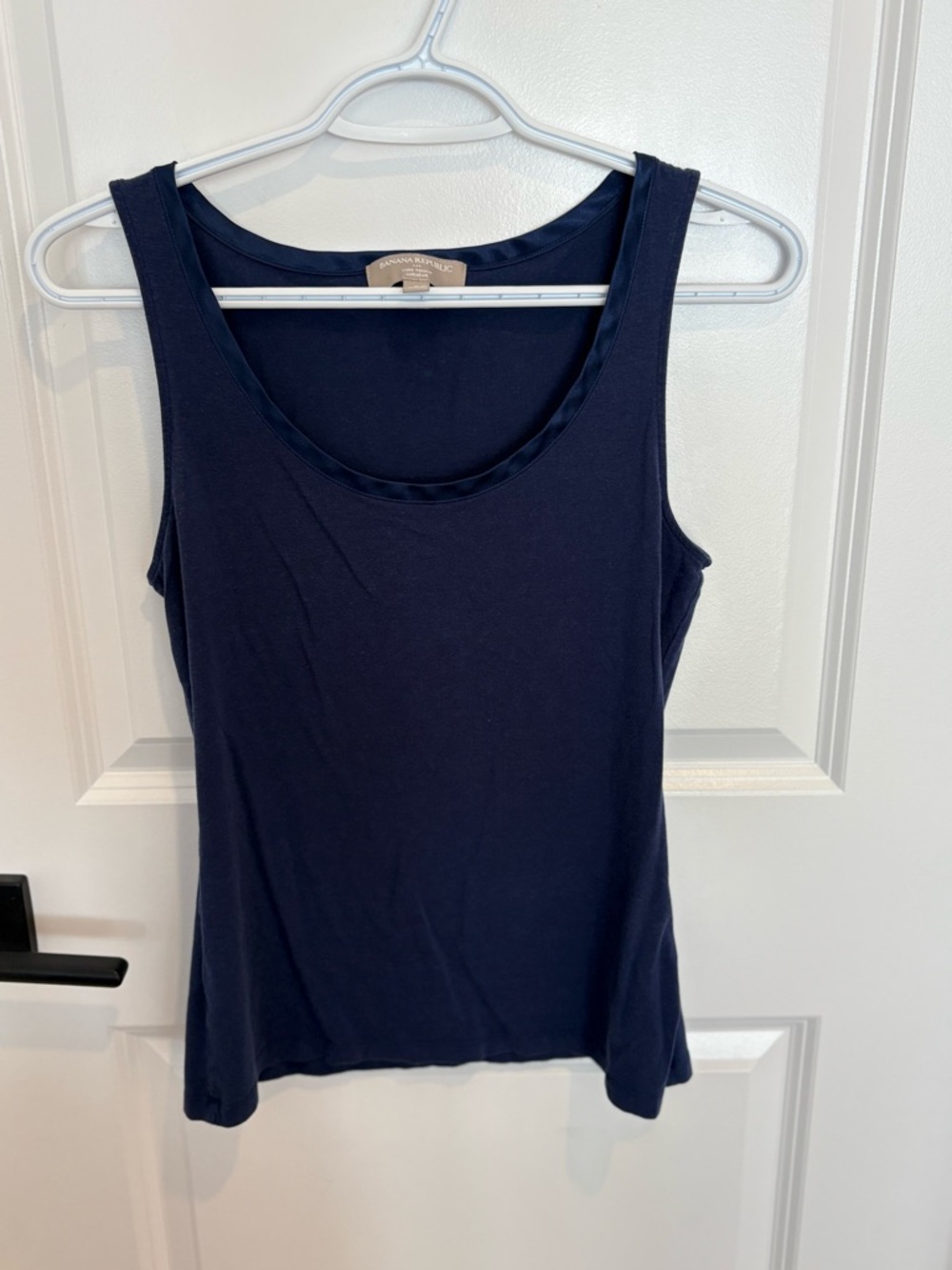 Banana Republic Navy Scoop Neck Tank